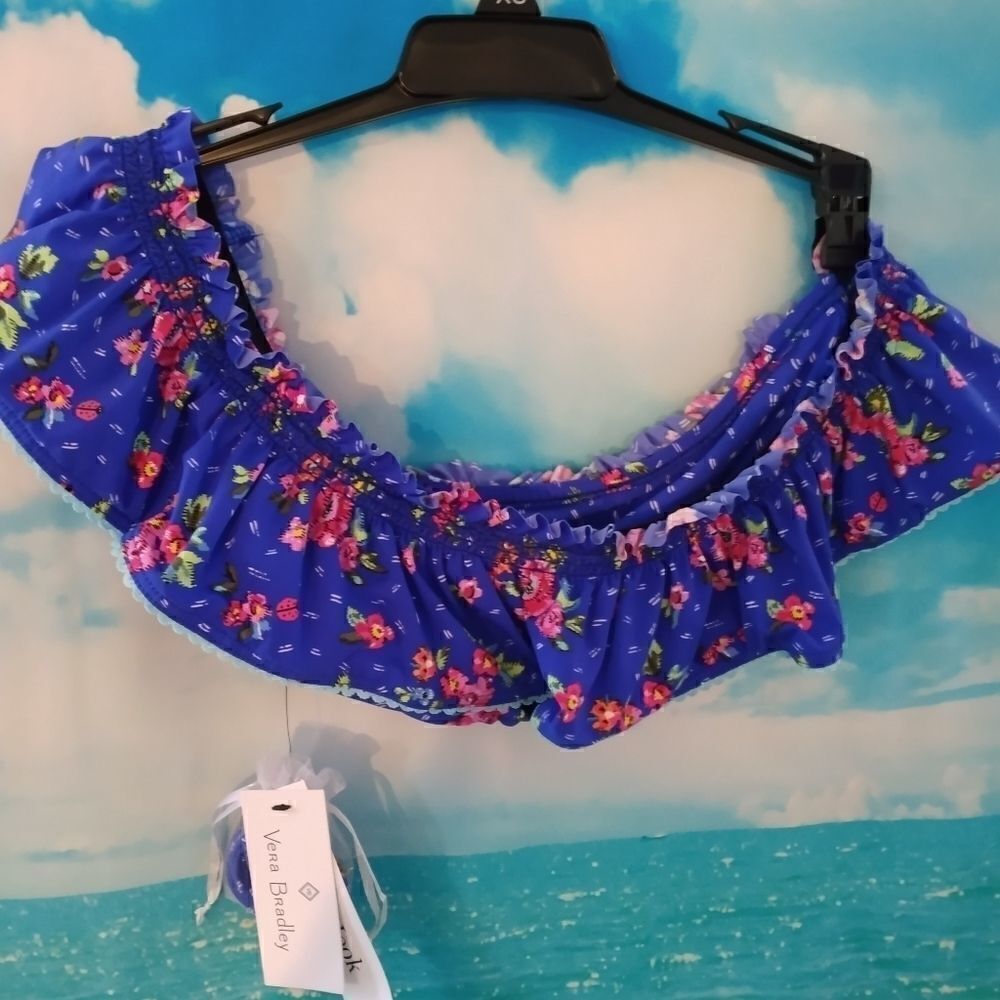 NWT: Vera Bradley bathing suit top.